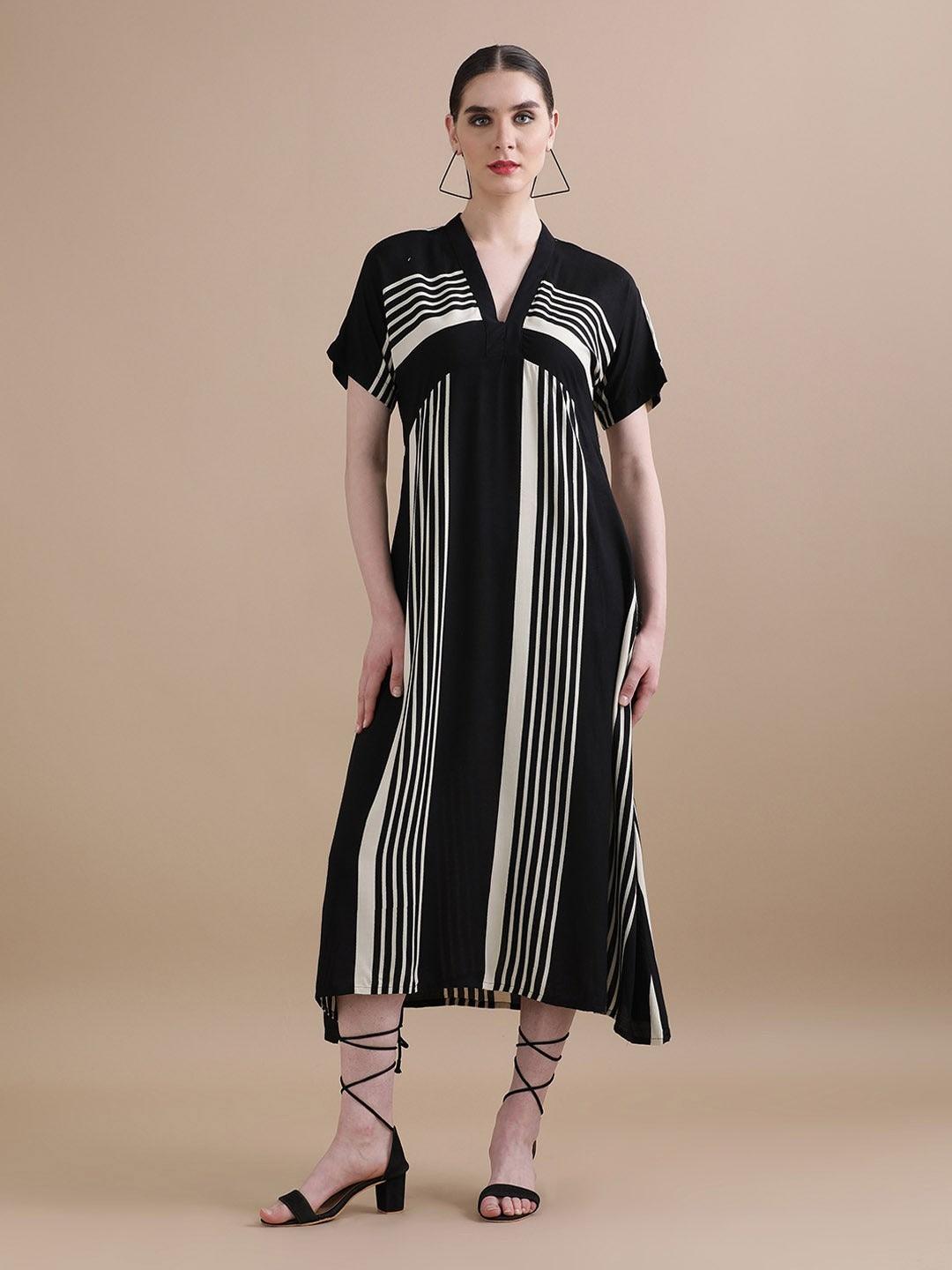 Burning Bones Women's Cotton Black Relaxed Fit Printed Maxi Dress With Pocket